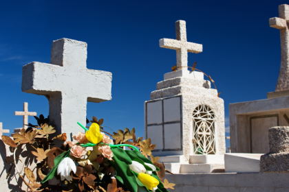 Os serviços funerários exercem papel relevante na saúde pública, explica Tiago Schietti.