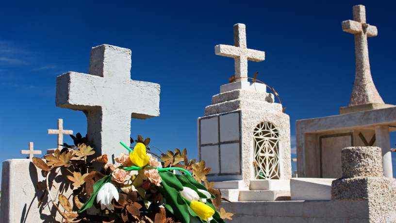 Os serviços funerários exercem papel relevante na saúde pública, explica Tiago Schietti.